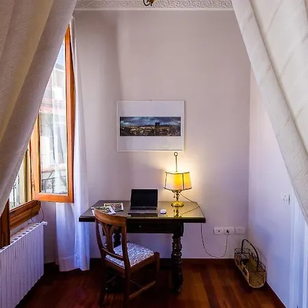 Apartment Acacia -tulipano Florence